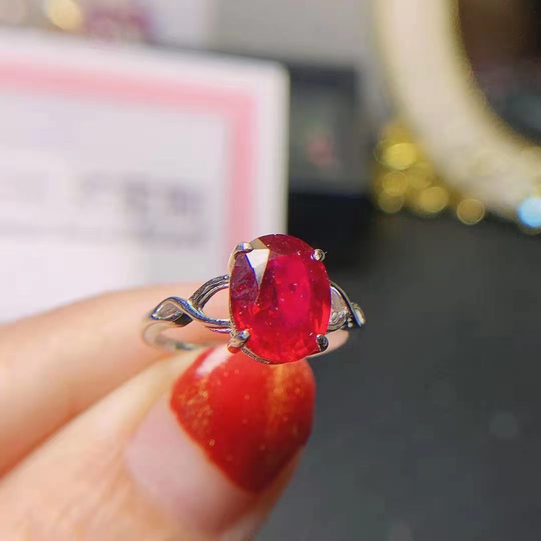 Women's Fashion Oval Ruby Ring