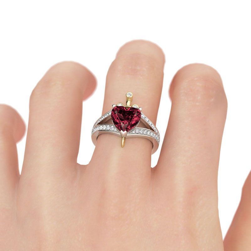 Creative Love Heart Shaped Ruby Crown Ring