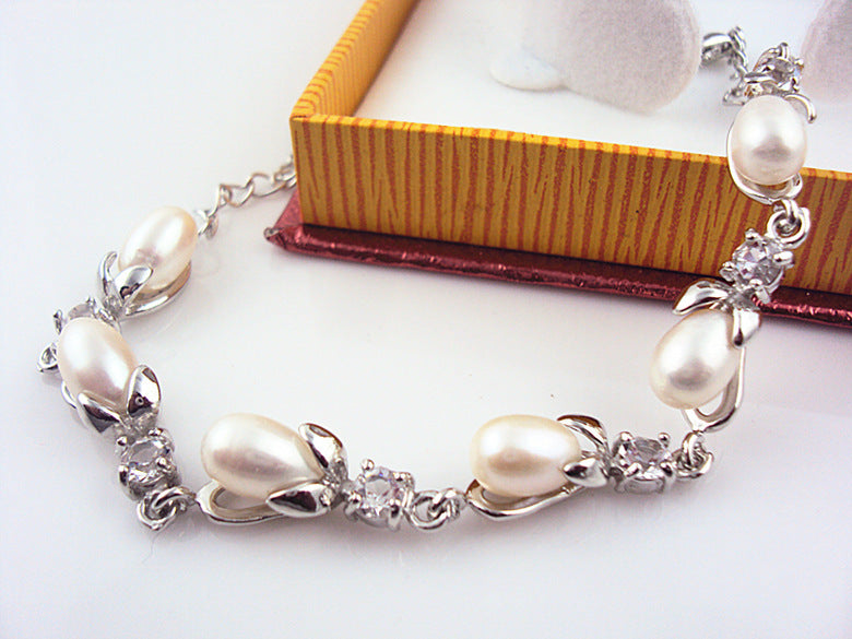 Freshwater pearl bracelet