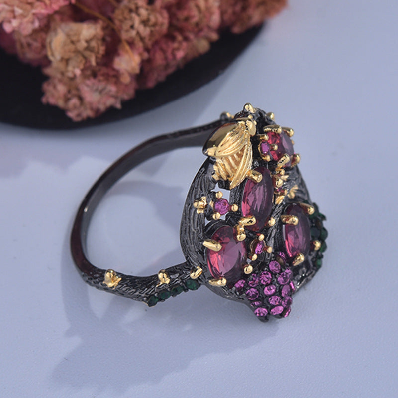 New Bee Ring European Gothic Style Ruby Black Gun