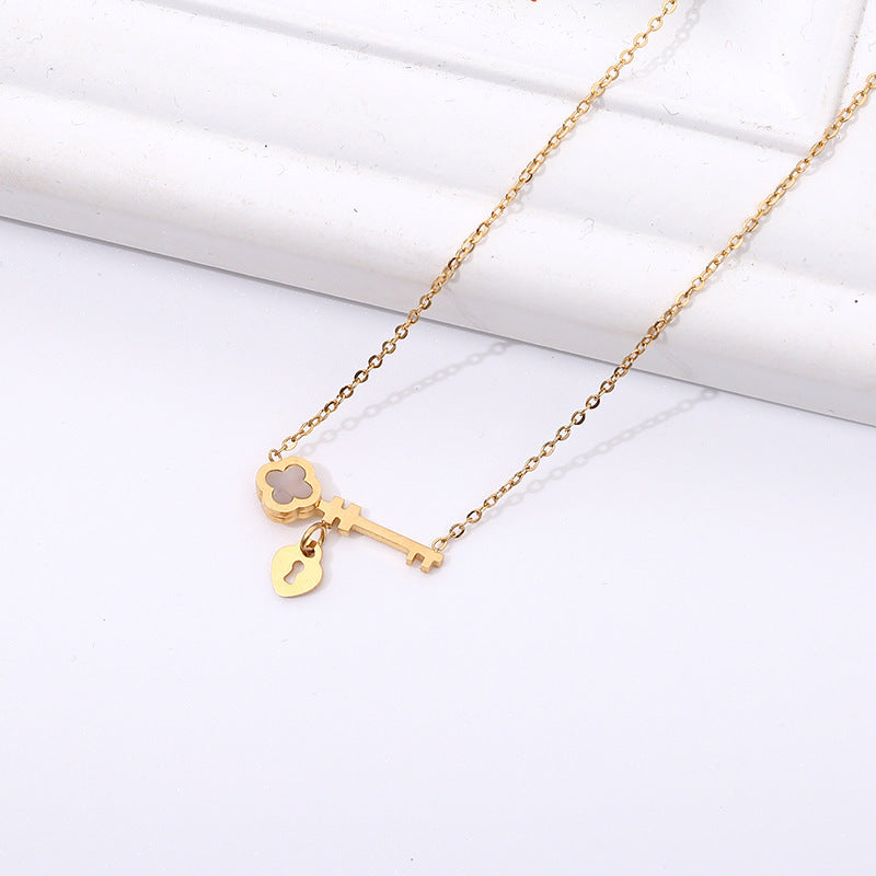 Clavicle Chain Necklace Pendant