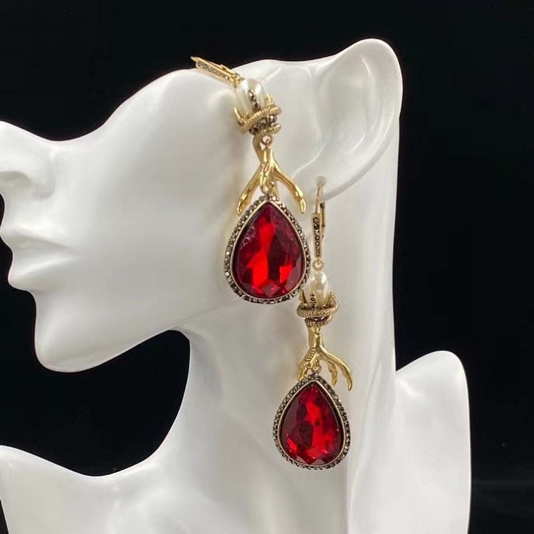 Women's Pearl Rhinestone With Ruby Earrings