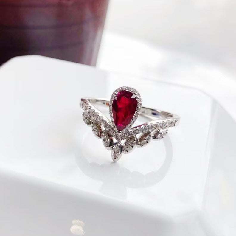 Women's Fashion Simple Ruby Crown Ring