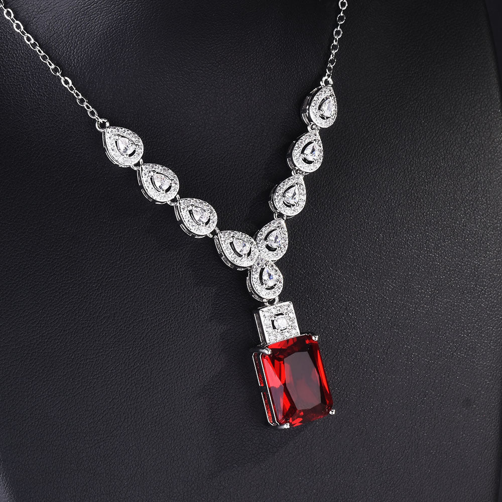 New Luxury Pigeons-blood Ruby Square Diamond Necklace