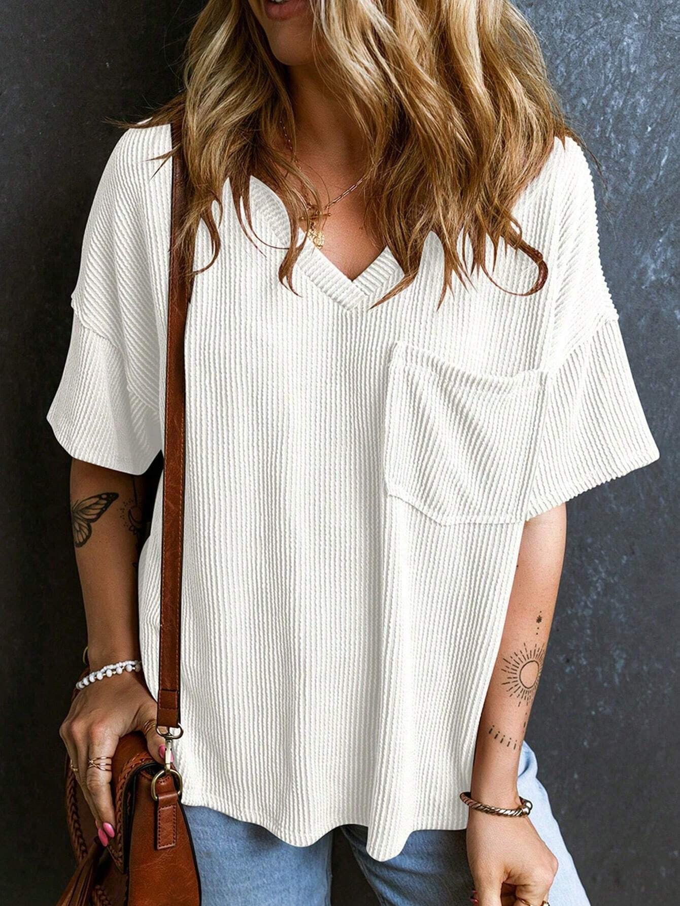 Two-tone Pocket Short Sleeve V-neck Top