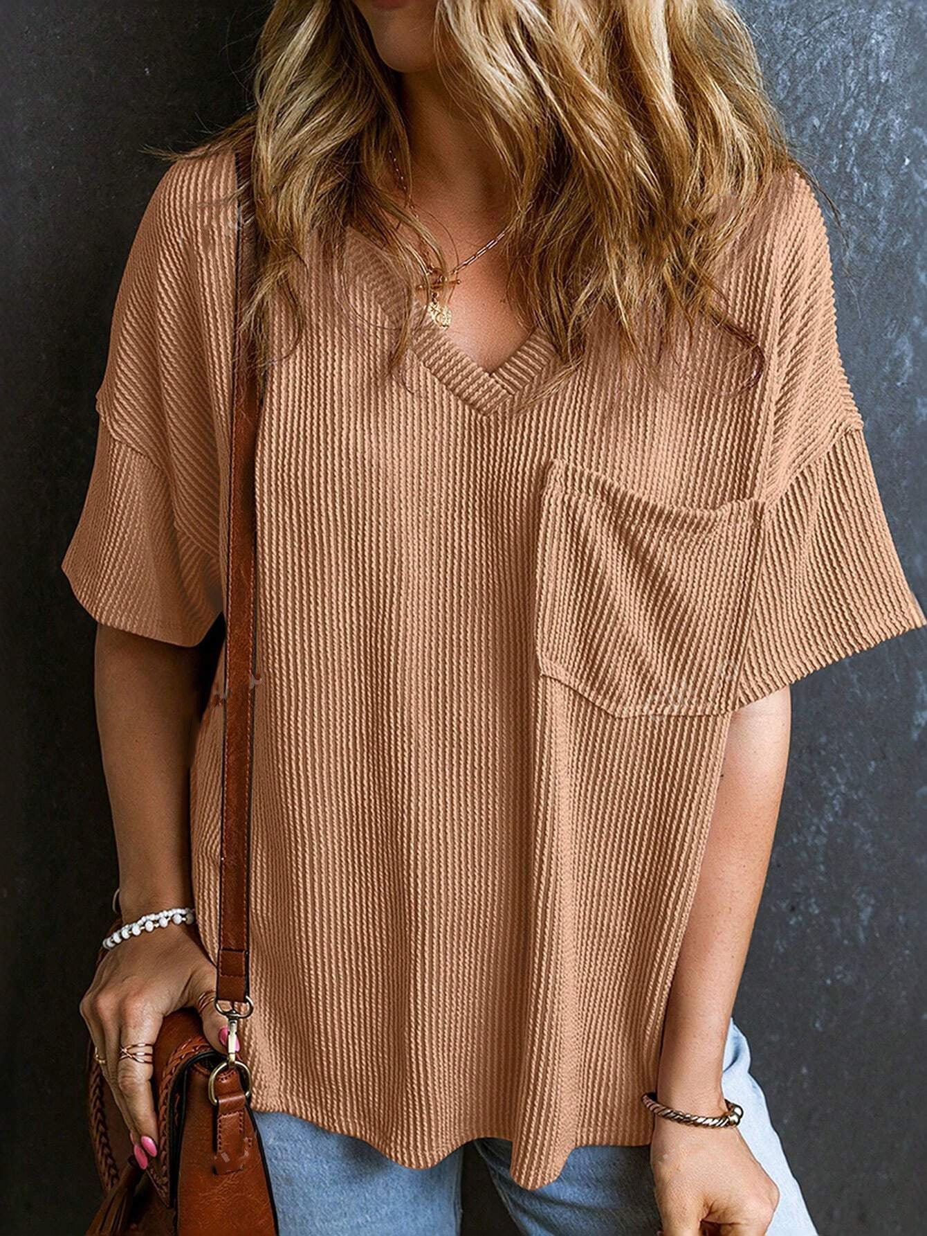 Two-tone Pocket Short Sleeve V-neck Top