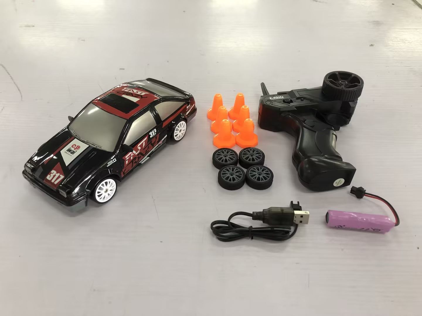 2,4G Drift Rc Car 4WD RC Drift Car Toy Control remoto GTR modelo AE86 vehículo RC coche de carreras juguete para niños regalos de navidad