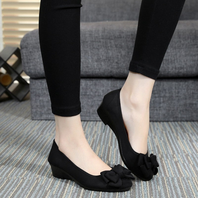 Women's Soft Soled Butterfly Bow Wedge Cloth Shoes