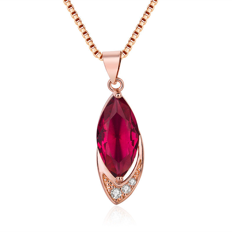 Female Rose Ruby Pendant Clavicle Chain