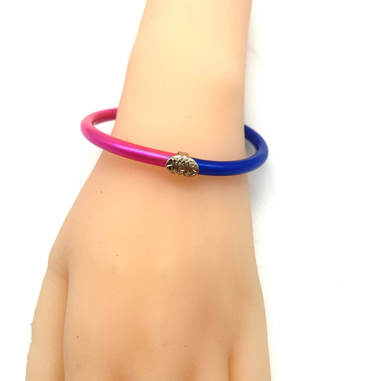 Pulsera bicolor de silicona simple de moda para mujer