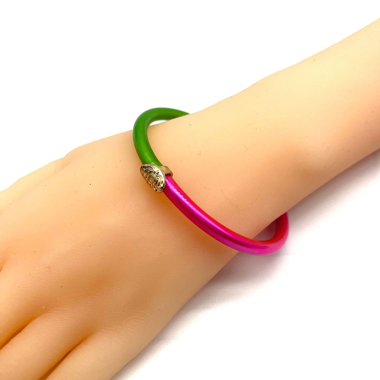 Pulsera bicolor de silicona simple de moda para mujer