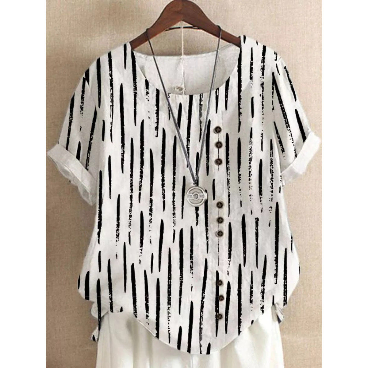 Women's Fashionable Floral Button Short-sleeved T-shirt