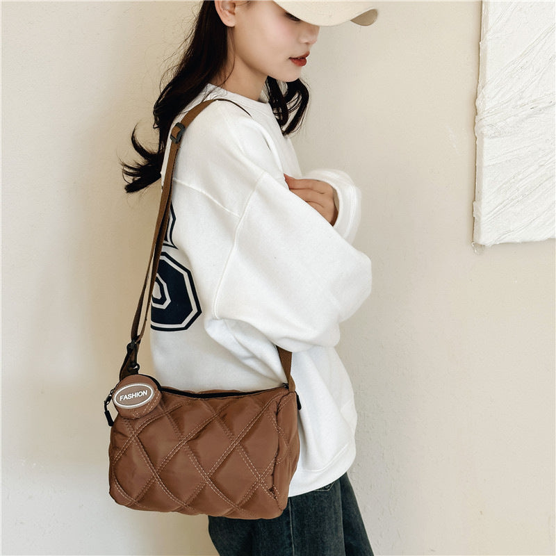 Fashionable Stylish Diamond Embroidery Thread Street Trendy Crossbody Bag