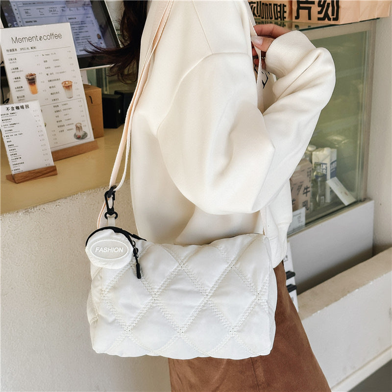 Fashionable Stylish Diamond Embroidery Thread Street Trendy Crossbody Bag