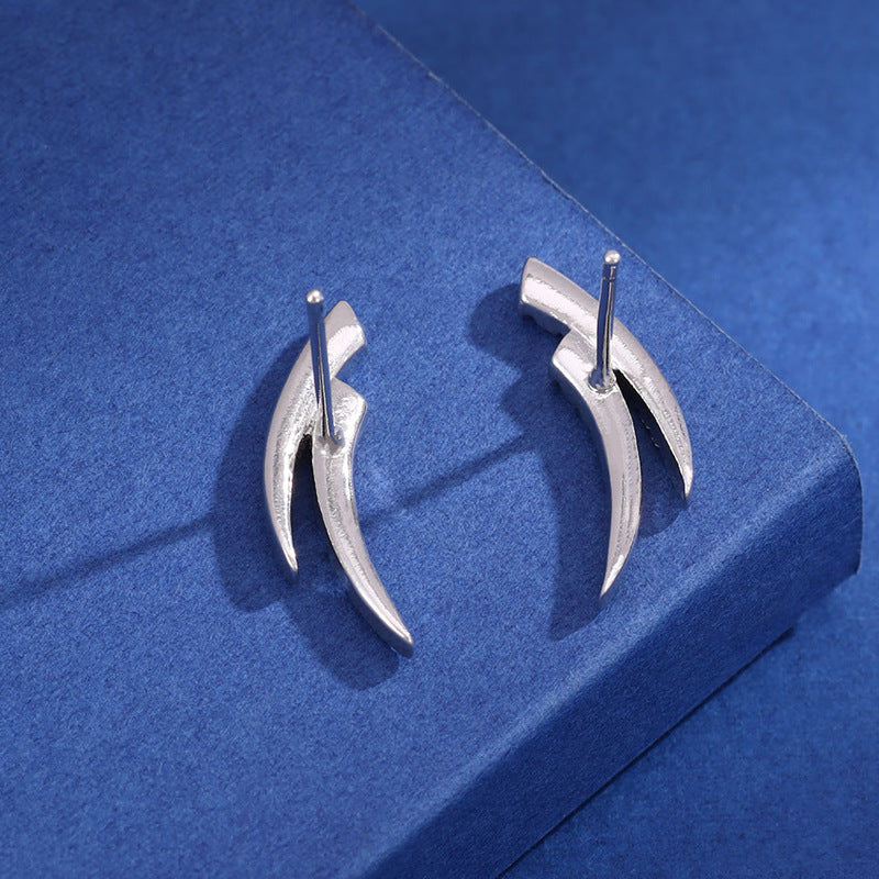 Simple Design Micro-inlaid Diamond Half Crescent Ear Studs For Women