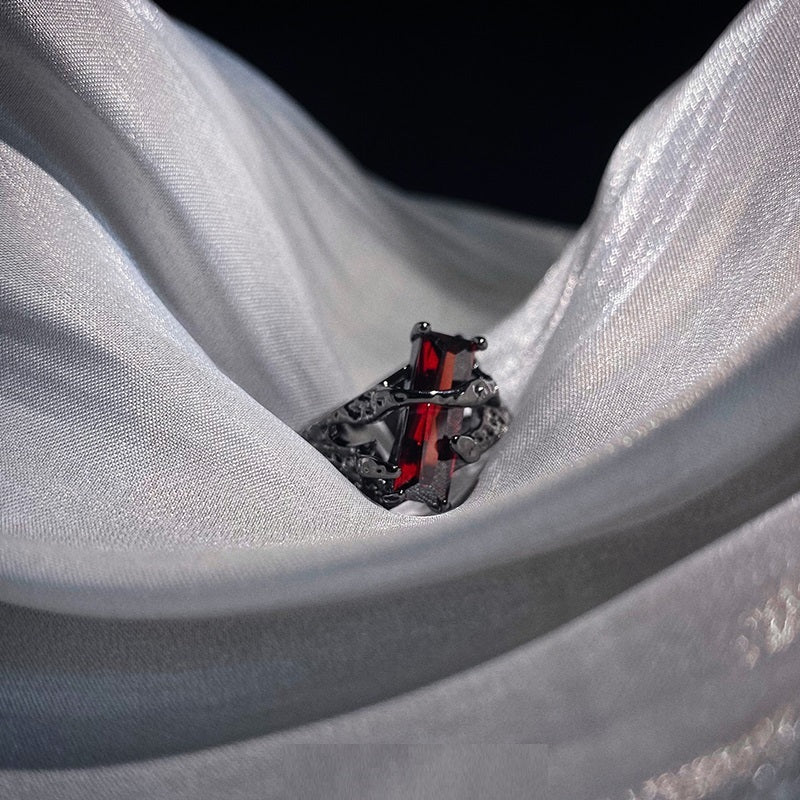 Ruby Square Zircon Black Ring Neutral Joker Ring