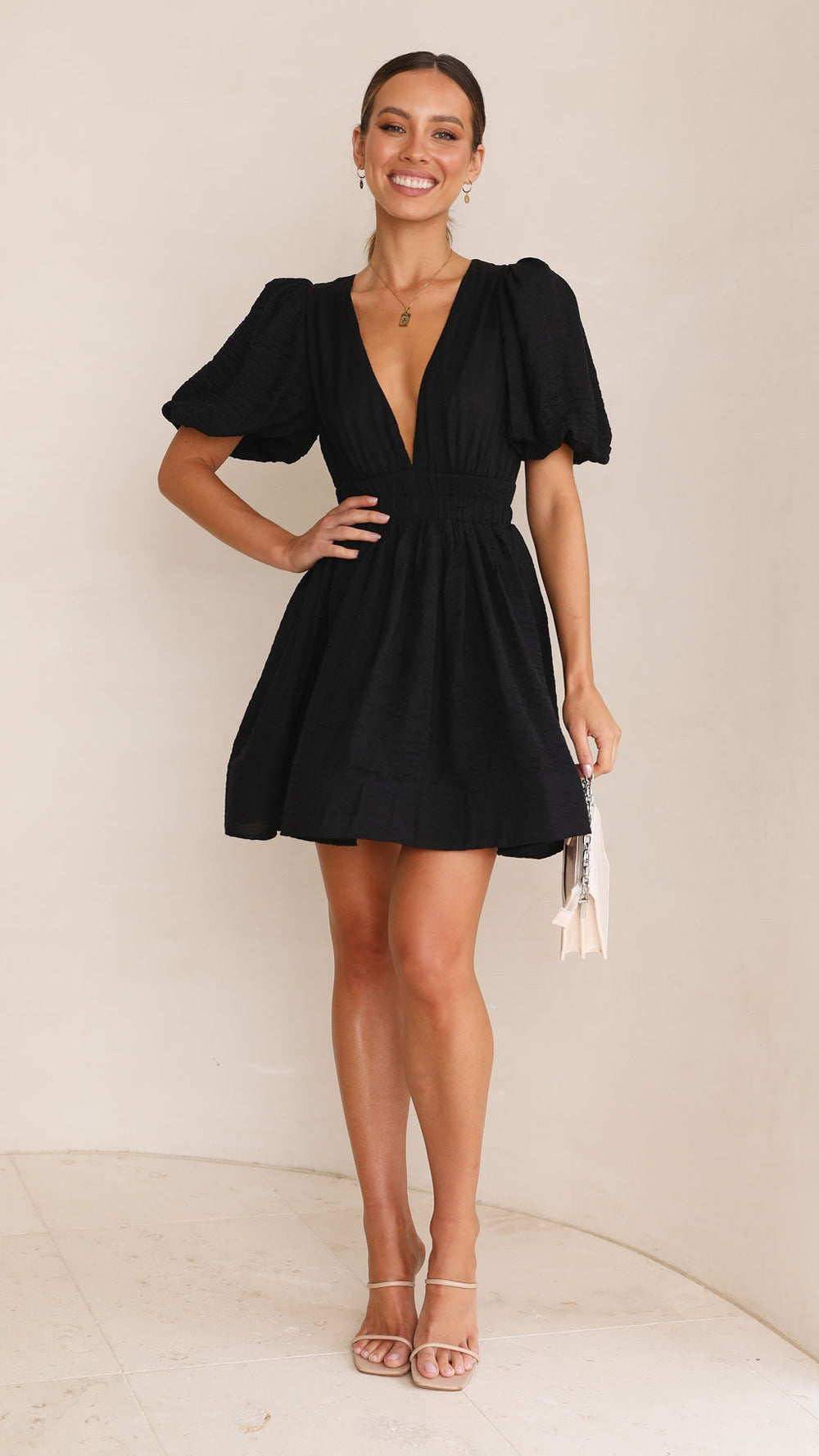 Female V-neck Lantern Sleeve Waist Trimming Short-sleeved Dress