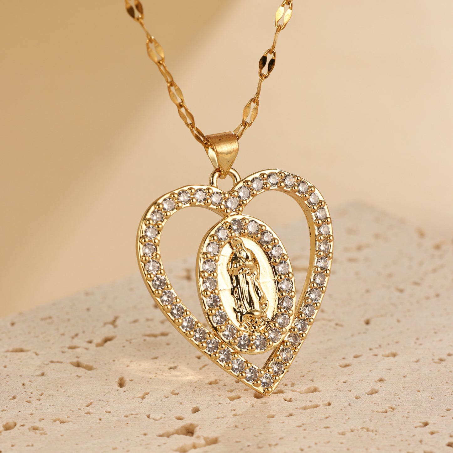 Zircon Heart Round Religious Virgin Mary Pendant Exquisite Jewelry Necklace