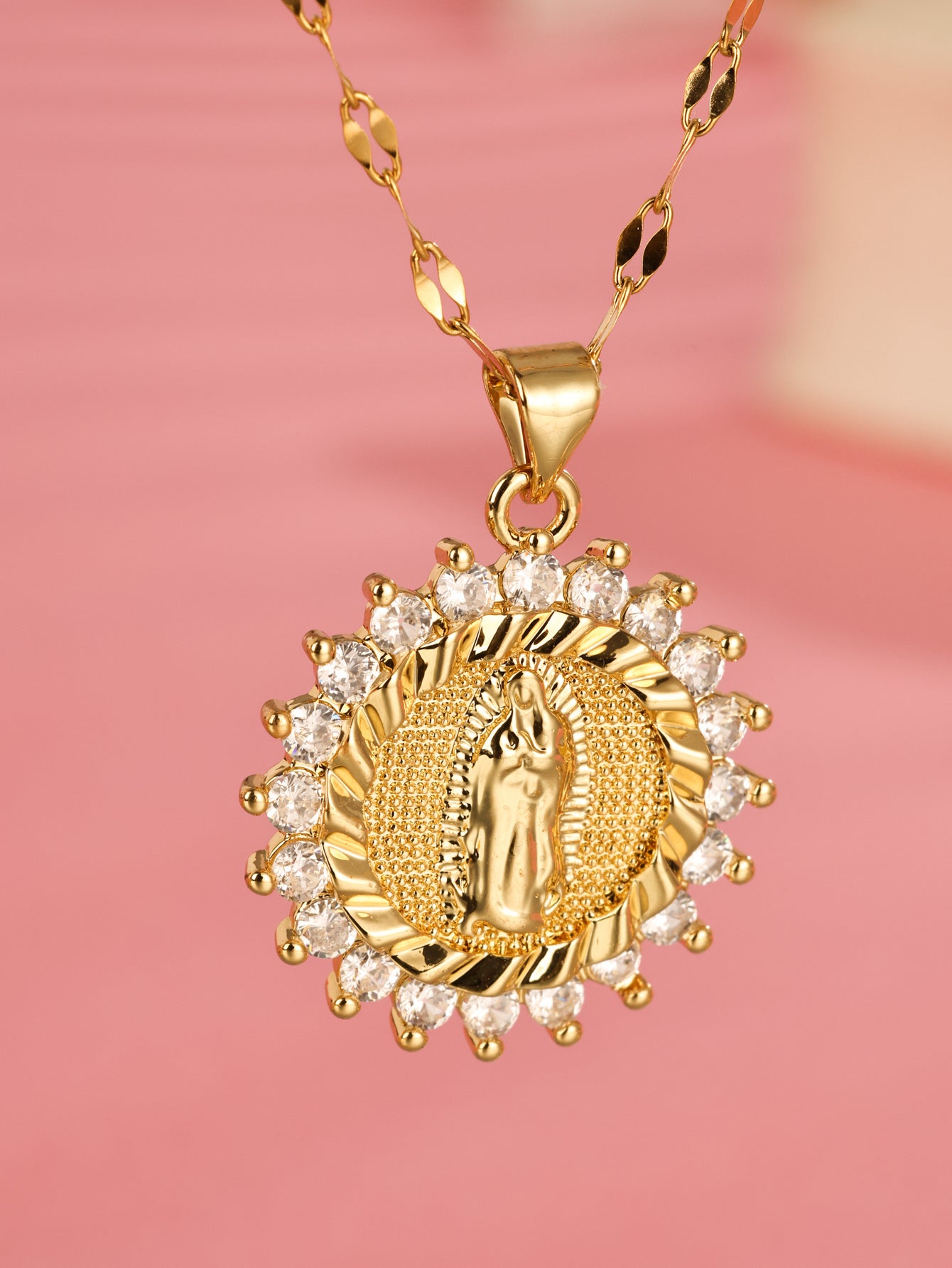 Religious Jewelry, Virgin Mary Pendant, Circular Inlaid With Zircon Accessories, Creative And Personalized Necklace